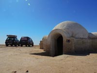 TUNISIA CHOTT-DJERID-IGLOO